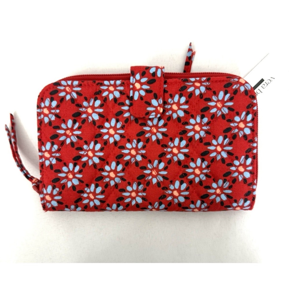 NWT Vera Bradley Essential Tab Wallet Red Venetian Flowers Quilted Zip‎ Snap